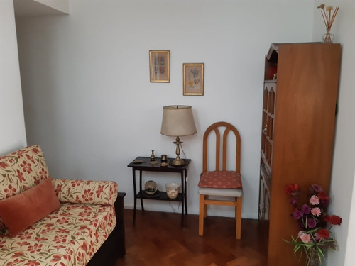 Dpto 1 Amb-arenales Y Riobamba-cocina- Entrepiso-impecable