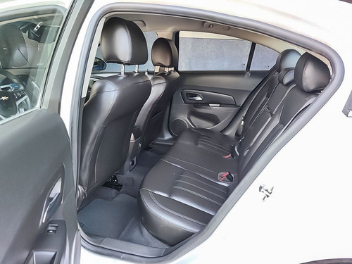 Imagem 7 de 14 de Chevrolet Cruze 1.8 Lt 16v Sedan