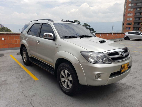 Toyota Fortuner 2009 3.0 Sr5