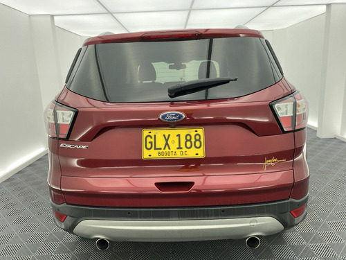 Imagen 9 de 25 de Ford Escape Se