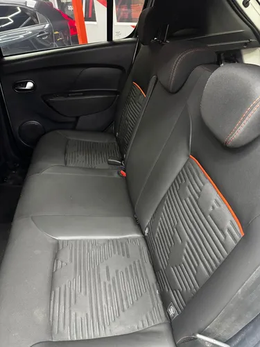 Renault Stepway 1.6 Intense Automática