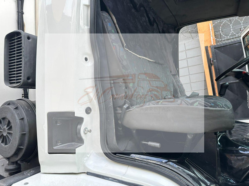 Ford Cargo 2422 2422/ 2422 E 3-eixos 2p (diesel)