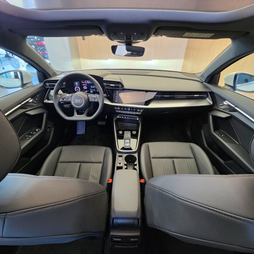 Audi A3 2.0 40 TFSI MHEV SEDAN S LINE S-TRONIC
