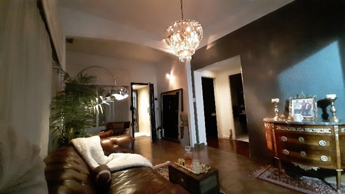 Imagen 2 de 23 de Casa Con 2 Departamentos Independientes