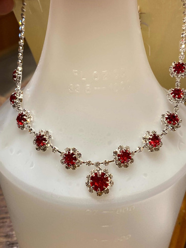 Luli Set Collar Caravanas Gargantilla Strass Rojo Brillante