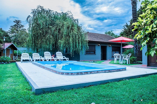 Imagen 4 de 17 de Casa Quinta En Venta Con Cabañas De Alquiler