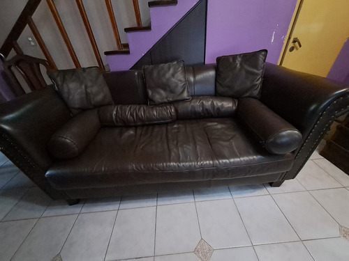 Sillon De Cuero Excelente Estado Liquido! 2 Mtros X 1 Mtro. Marrón Liso (Usado)