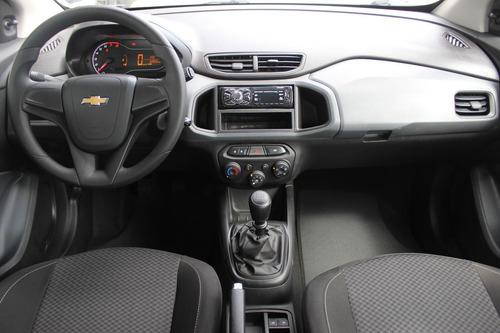 Imagem 6 de 15 de Chevrolet Onix Joy