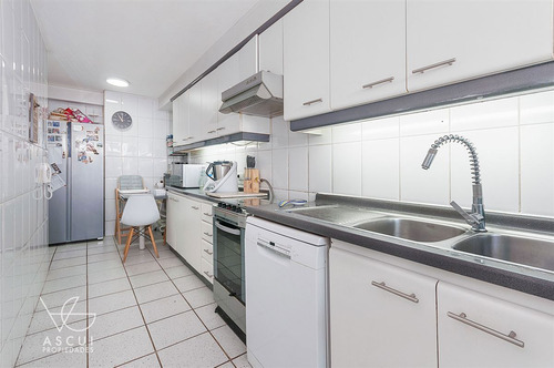Departamento En Venta De 3 Dorm. En Las Condes
