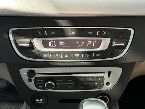 Imagem 14 de 15 de Fluence 2.0 Privilége Flex Cvt At Com Teto Solar!