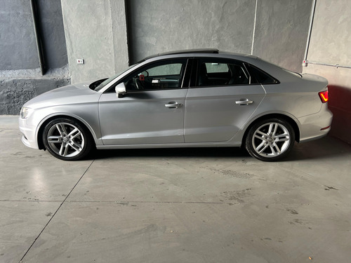 Audi A3 Sedan 1.8 Tfsi Ambition S-tronic 4p