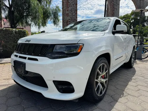 Jeep Grand Cherokee 6.4 Srt-8 At