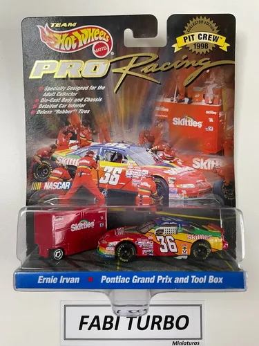 Hot Wheels Nascar Pro Racing Pit Crew #36 Skittles Vermelho