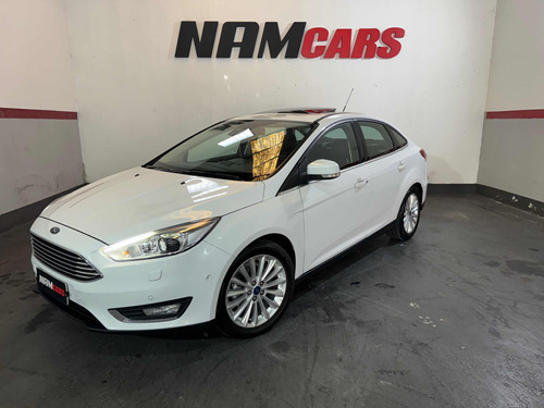 Ford Focus III 2.0 Sedan Titanium At6