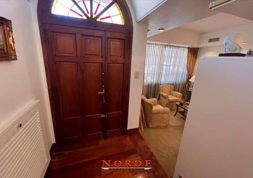 Venta Casa 5 Ambientes Barrio Naon Mataderos