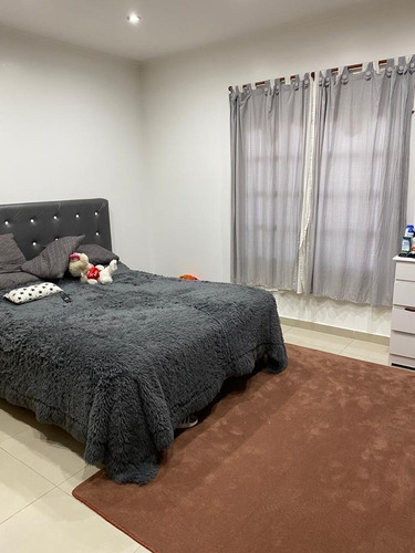 Imagen 10 de 16 de Permuta - Excelente Casa De 4 Ambientes En Venta - Moron