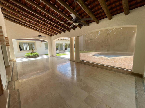 Imagen 25 de 30 de Residencia De Una Planta En Venta En Montebello - Fraccionamiento Montebello