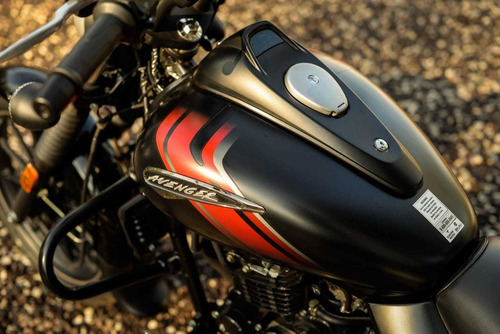Imagen 3 de 4 de Bajaj Avenger 220 Street