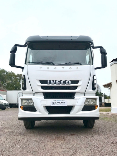 Imagen 2 de 10 de Iveco Tector 170e25 Tractor '14