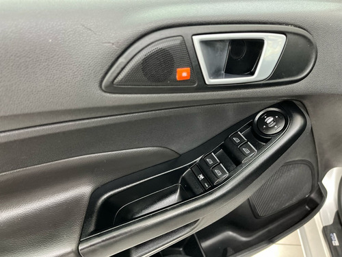 Ford Fiesta 1.6 TITANIUM HATCH 16V FLEX 4P POWERSHIFT