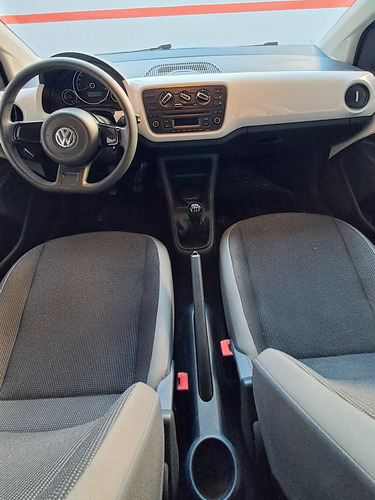 Volkswagen Up! 1.0 High Up! 75cv 5 p