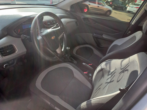 Imagem 4 de 6 de Chevrolet Onix 2016 1.0 Lt 5p
