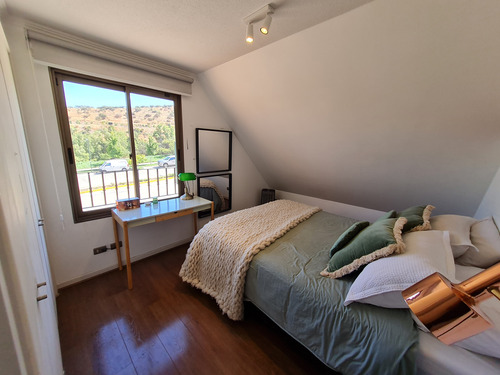 Preciosa Casa 5d 4b En El Mejor Sector El Huinganal