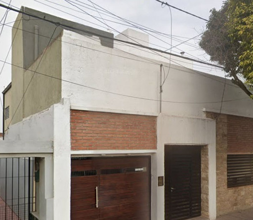 Vende Ph C Cochera En P.a. En Caraffa Y O. Pintos