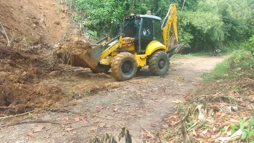 Retroexcavadora New Holland B115b 4x4