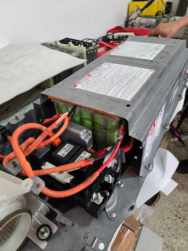 Batería Hibrida Sodio Toyota Prius 2010-2015 Derecho