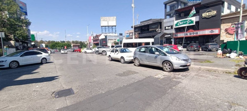 Local En Renta En Ciudad Satélite, Naucalpan, Edo. Méx