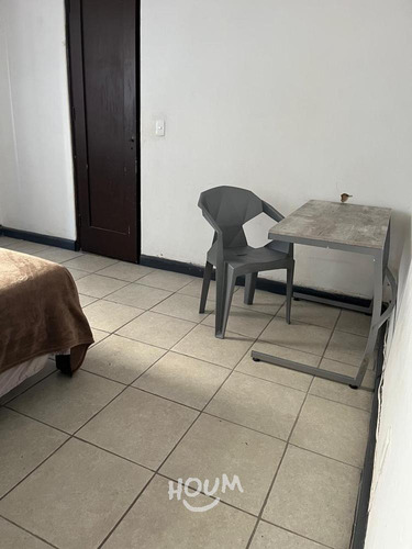 Departamento En Agustín Yánez, Guadalajara Con 1 Recámara, 15 M², Id: 153856
