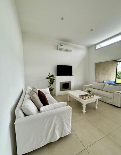 Casa Amoblada En Alquiler Barrio Cerrado San Matias Con Tres Habitaciones