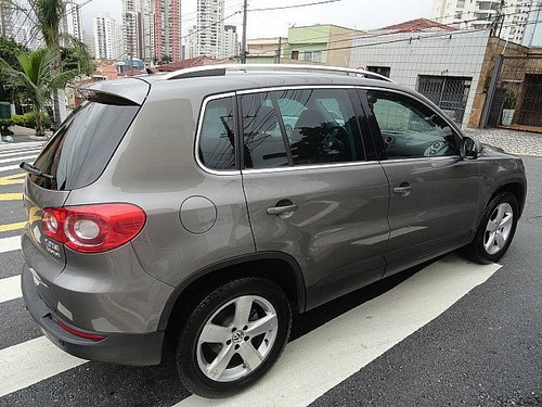 Volkswagen Tiguan 2.0 At Tsi 2011 - F7 Veículos