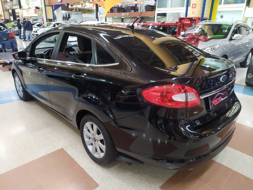 Imagem 8 de 14 de New Fiesta 1.6 Flex Completo Com Banco De Couro