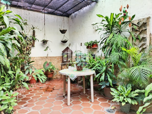 Imagen 9 de 18 de Bello Townhouse En Tazajal, Residencias Altos De Monte Alegre