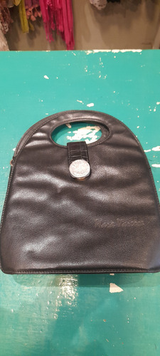 Cartera De Mano Con Broche Plata Negro Liso Plata No Tiene (Usado)