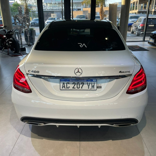 Imagen 7 de 22 de Mercedes-benz Clase C 3.0 C400 Amg-line 333cv