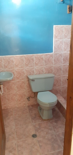Imagen 6 de 11 de Se Arrienda Mini Departamento En El Inca Norte De Quito