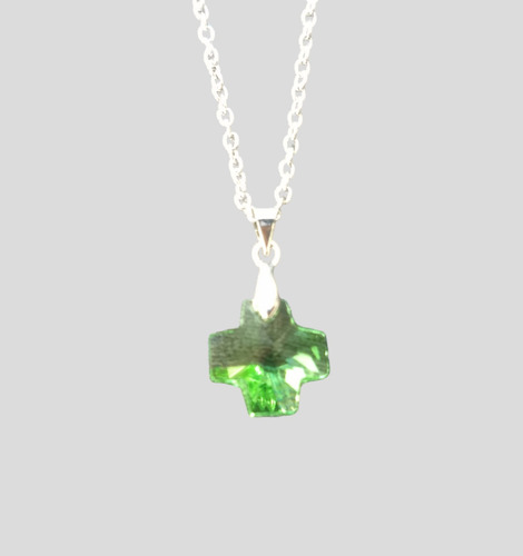 Collar-cadenita-acero-cristal-verde-cruz