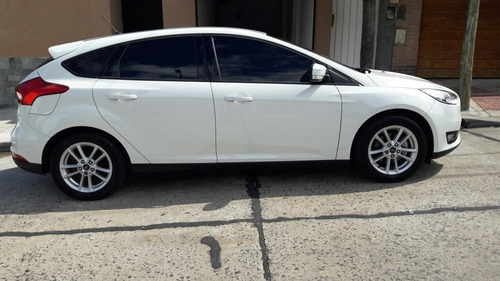 Ford Focus 2017 5p 1.6 Mt S