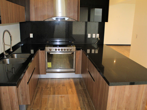 Imagen 5 de 14 de Venta De Casa Estilo Contemporánea El Refugio Ycc