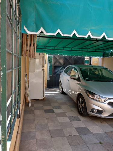 Imagen 13 de 16 de Casa En Excelente Ubicacion En Burzaco!!!!!