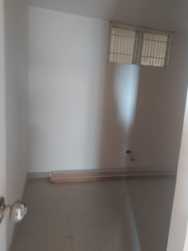 Imagen 4 de 12 de Apartamento En Obra Limpia Cr Terrazas Del Roraima Ii