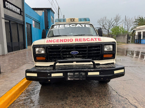 Ford F-250 D/C D