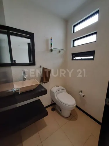 Casa En Venta En Britania La Calera, Puebla.