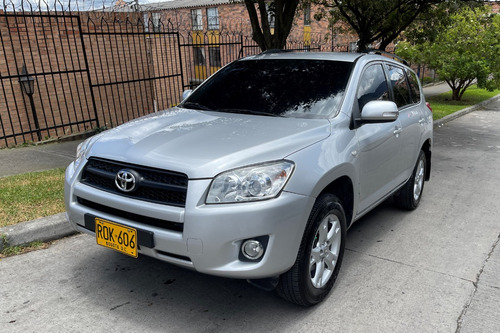 Toyota RAV4 2.4 Life 4x2