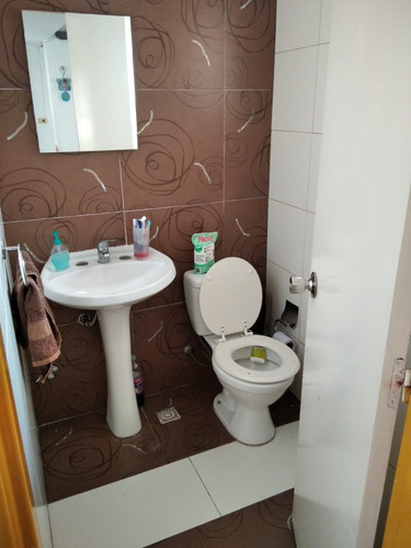 Venta De Apartamento Duplex 3 Dormitorios, Buceo