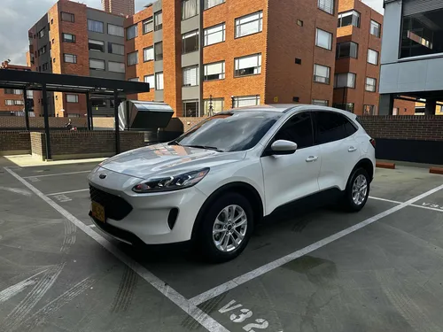 Ford Escape Híbrida 2,5 4x2 Híbrida Único Dueño