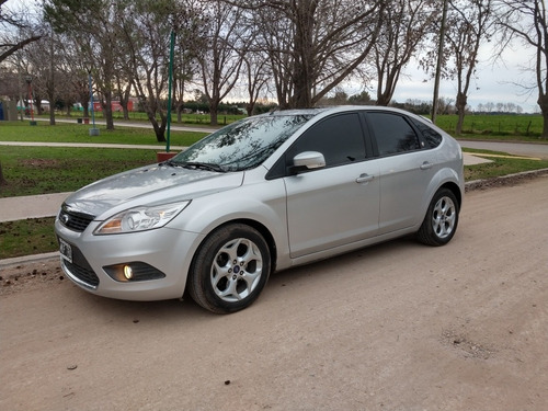 Vendo O Permuto Ford Focus Ii 2013 1.8 Exe Sedan Tdci Ghia